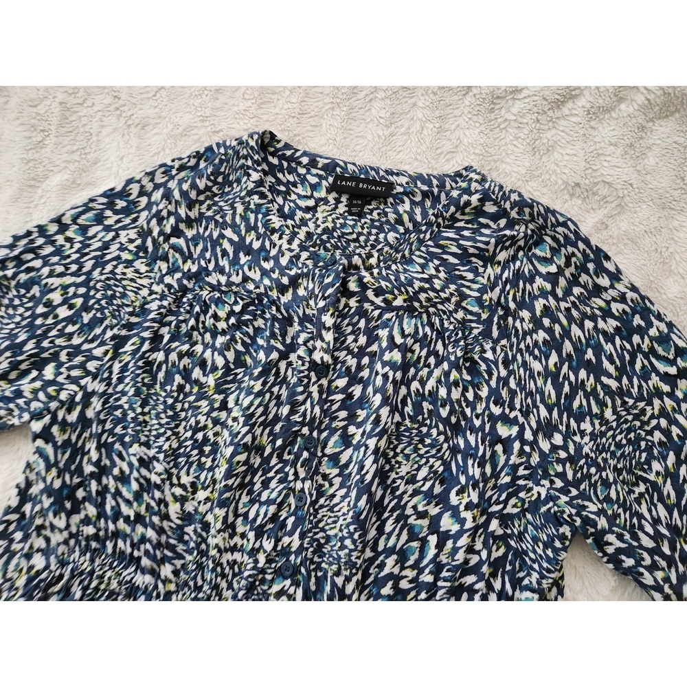 Lane Bryant Top 14/16 Womens Blue Abstract Animal Print Rayon Button‎ Front...